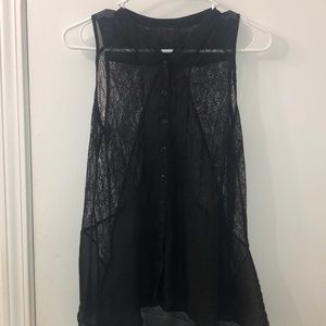 Guess lace/sheer top